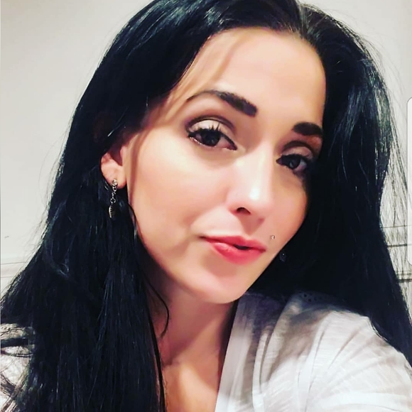 Meet your Posher, Lilmermaid - Picture 2 of 2